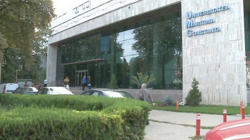 Spectacol în Aula Universităţii de Marină Civilă